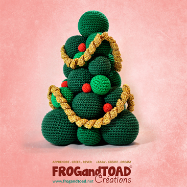 Sapin de Noël Christmas Tree Amigurumi Crochet Patron Pattern FROG and TOAD Créations